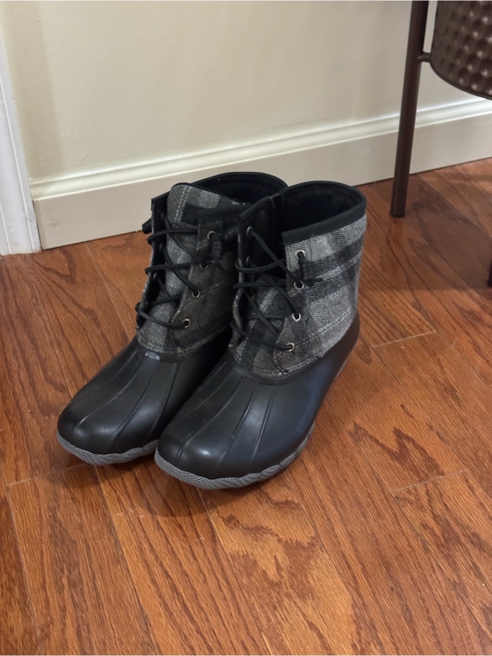 Sperry Black and Gray Lace-Up Waterproof Winter Boots